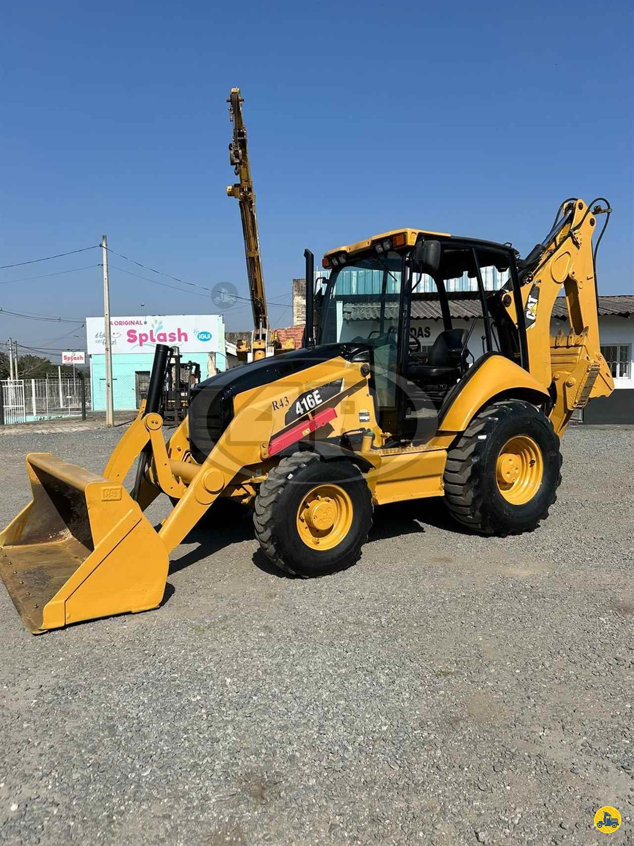 RETRO ESCAVADEIRA CATERPILLAR 416E Tração 4x4 4R Caminhões LORENA SÃO PAULO SP
